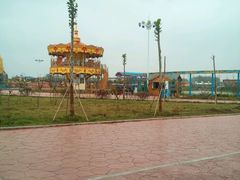 -凤凰欢乐大世界