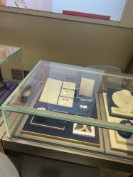 -周生生Chow Sang Sang(先天下店)