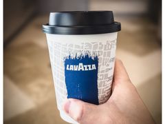 提拉米苏牛奶拿铁-LAVAZZA 拉瓦萨咖啡(北外滩来福士店)