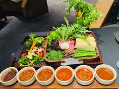东北蘸酱菜-蘸小院铁锅炖·蘸酱菜·东北菜(怀远门店)
