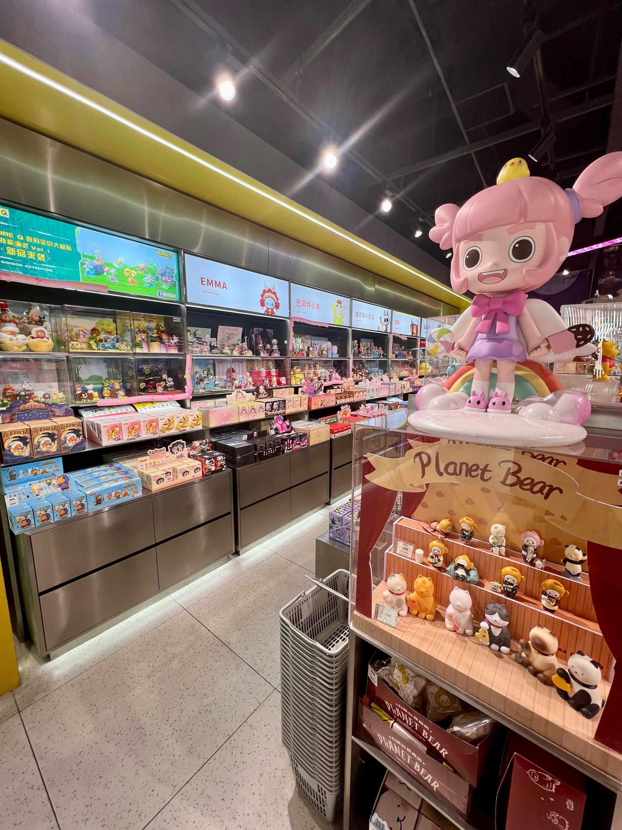 02
「top toy(铁西万象汇店)」
#春日看好景 #玩具展 #潮玩手办