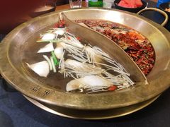 -沸炉重庆老火锅(军事博物馆店)
