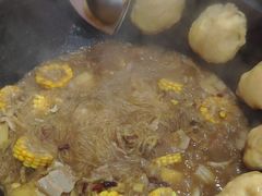 -哈尔滨东北铁锅炖(都督街店)