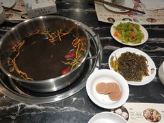 -何鲜菇火锅(大营盘店)