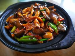 双菇面筋煲-胡子饮食店