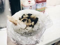 粢饭团-糯米包油条(武汉大学店)