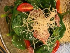获奖的菠菜培根沙拉-有喜屋·日料·居酒屋(旭辉广场店)