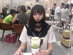 -奈雪的茶(市百一店)