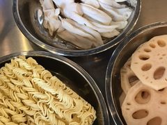 -憨铁匠老火锅(龙岗万科里店)