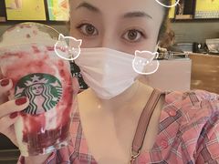 -星巴克臻选(莘庄仲盛店)