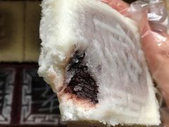 黑白双拼-阮大兴糕团(杭州西湖银泰百货店)