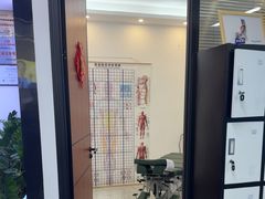 -脊地脊柱·运动康复·体态(汇海店)
