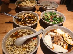 -默记孙抄手(园艺山店)