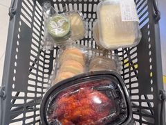 -七鲜超市(瑞虹天地太阳宫店)