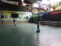 -顺德大良半月城游乐场