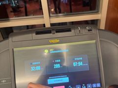 -富力丽思卡尔顿酒店健身中心