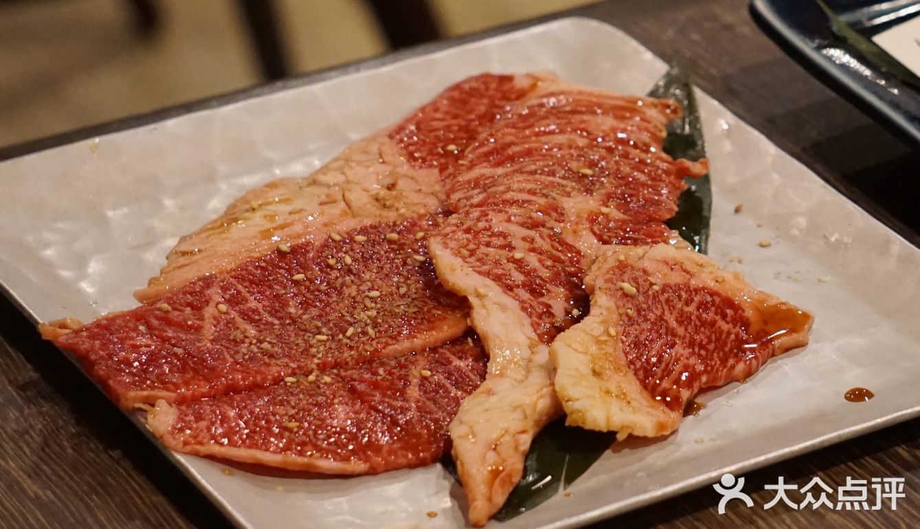日式料理：一口纯正和牛