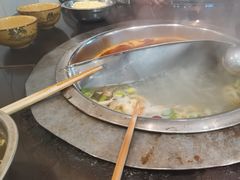 -重庆风光老灶火锅城(同德广场店)