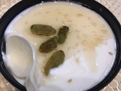 手工自制酸奶-巴扎美食·新疆菜·西域歌舞表演餐厅(新疆大厦店)