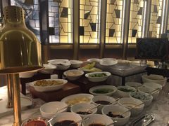 自助调料区-西安高新希尔顿酒店·咖啡露台西餐厅