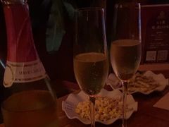 -無名记忆Music Bar夜景怀旧酒吧