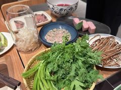 -巴奴毛肚火锅(龙湖锦艺城店)