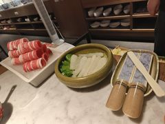 -尚尚仙·酸汤猪手·猪肚鸡火锅(华联万柳购物中心店)