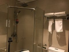 -格淋连锁酒店(南昌八一广场店)