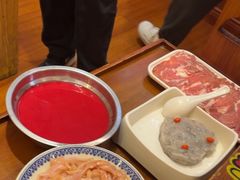 -沸炉重庆老火锅(军事博物馆店)