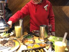 -青瓦炭韩潮烤肉(花园道店)
