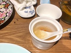 银耳百合炖雪梨-京采烤鸭清真餐厅(金桥店)