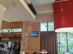 -肥肥虾庄·金牌油焖大虾(东湖欢乐谷店)