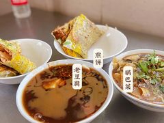 煎饼果子-陈记锅巴菜(五大道店)