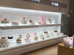 面包甜点陈列柜-好利来(乐堤港店)