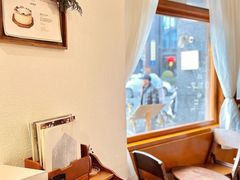 靠窗位-Ginko银子(青龙街店)
