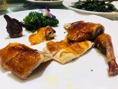 -龙悦湾酒家·八阵鱼生·渔人码头店