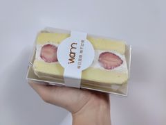 草莓蛋糕三明治-Cafe on warm(丹霞店)