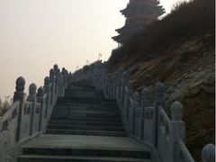 -定都峰