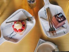 -UNI UNI(环亚凯瑟琳店)