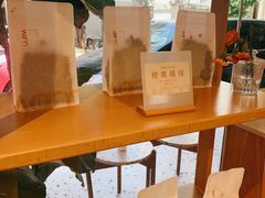 -Cafe on warm(丹霞店)