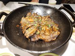 锅烧深海碟鱼头-大份-开海·红岛海鲜虾水饺(石老人店)