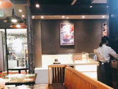 -豪享来中西餐厅(延安东路店)