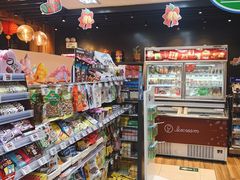 -全家便利店(王府井大街店)