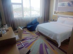 -麗枫酒店(武汉吴家山五环体育中心店)