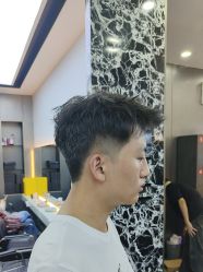 -米可造型烫发染发