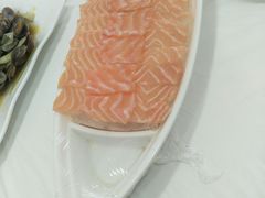三文鱼刺身-渔民船说·北塘海鲜·天津菜·海肠捞饭(北塘古镇店)