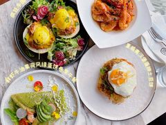 疯狂手撕牛肉班尼迪克蛋-The Rug Cafe(王府中环店)