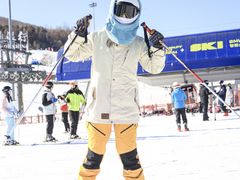 -中旅松花湖滑雪场
