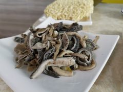 -墨脱石锅椰子鸡•香草鸭•东山羊(大东海店)