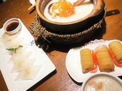 金牌榴莲酥-南拳十三姨·潮汕砂锅粥(世纪金源店)